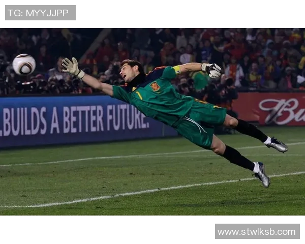 历代足球巨星风采回顾与精彩瞬间全景展示